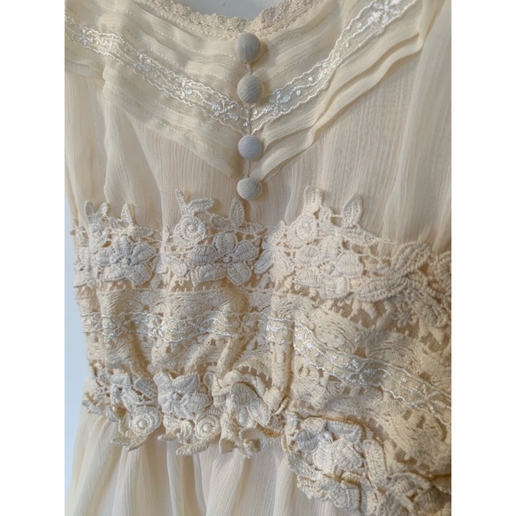 SOLD - Chicwish dress - size small - Picture 3 of 4